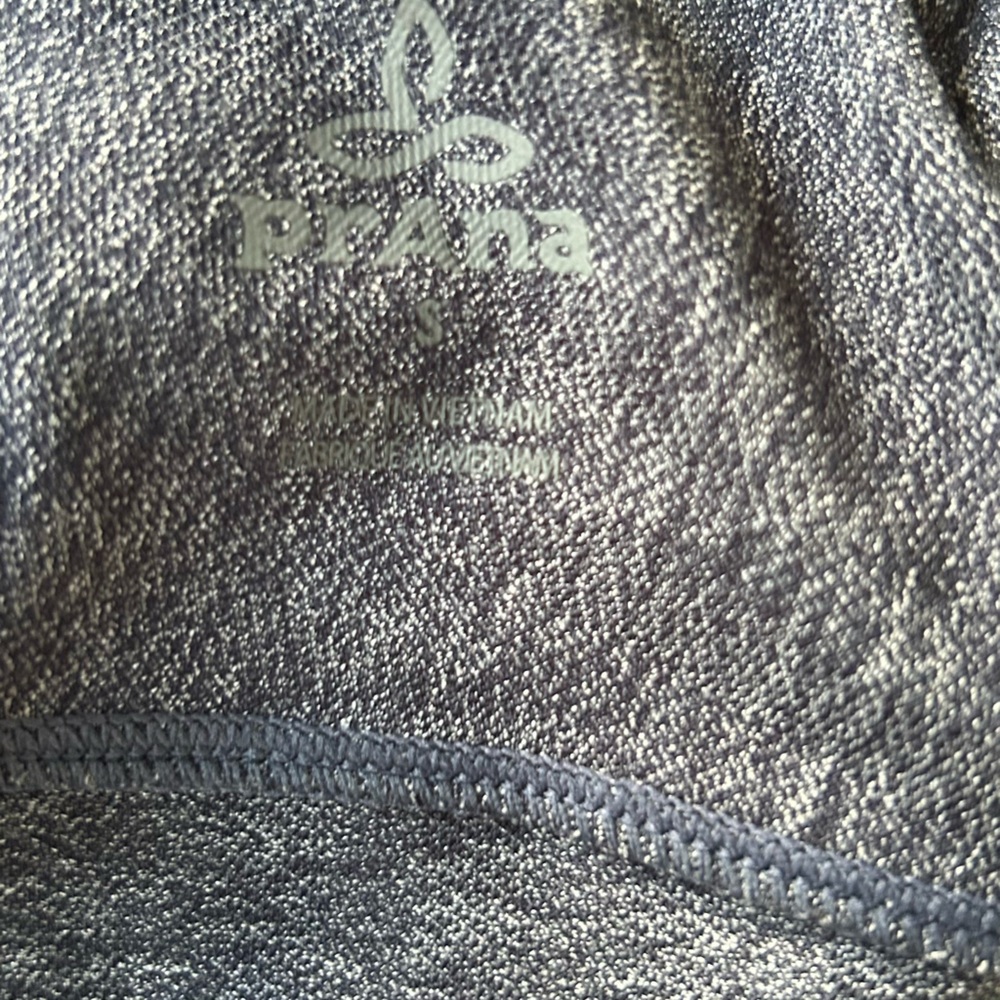 Prana Herringbone Patterned Gray Zawn Top - image 6